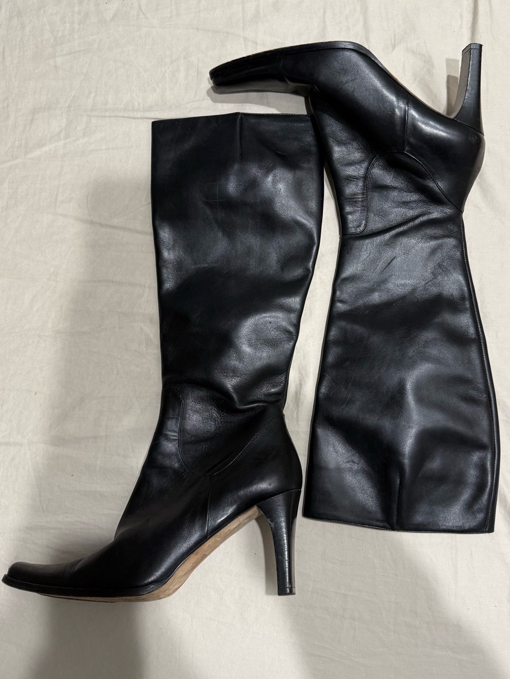 90’s Vintage Alberto Women's Black Leather Mid-Calf Heeled Boots